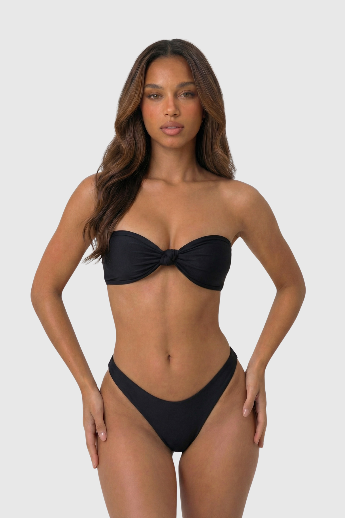Nusa Bikini Top – Intense Black