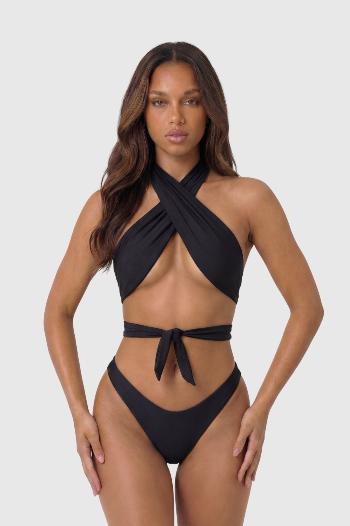 Nusa Bikini Top – Intense Black